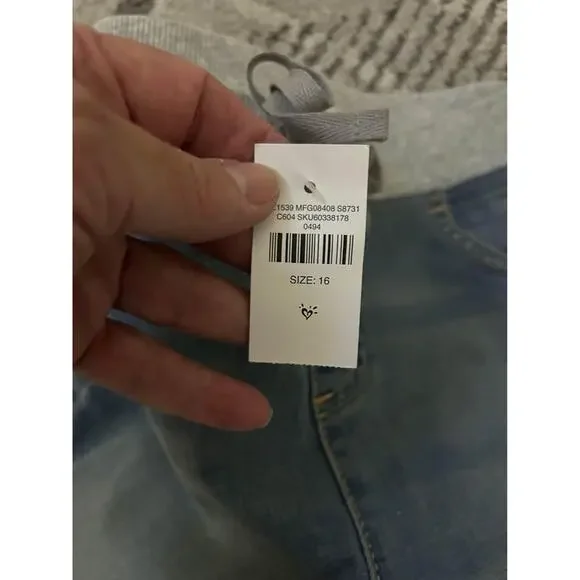 Girls NEW Justice Shorts(16) - Picture 3 of 4